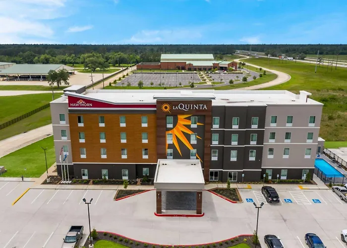 La Quinta Inn & Suites By Wyndham Sulphur Lake Charles